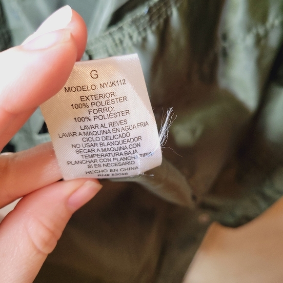 Olive Green Packable Spring jacket windbreaker - Picture 8 of 11